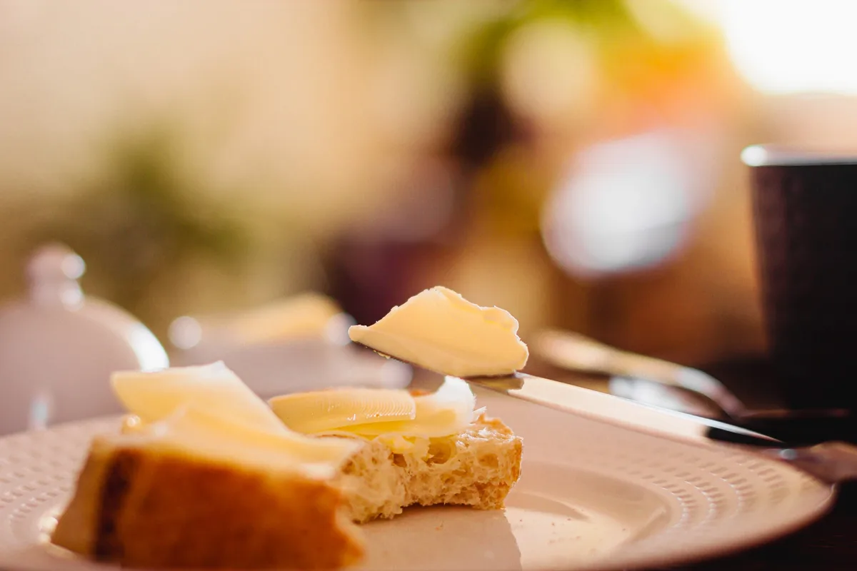 Butter wird teurer, Absatz sinkt und Produktion steigt