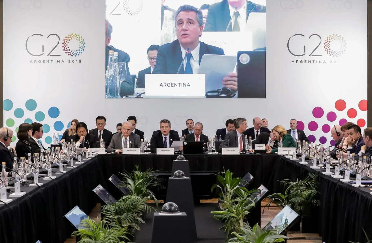 5cc516772199eaead9280cb9974a29f9838f8bc3 Der argentinische Agrarminister Miguel Etchevehere spricht an der G20-Konferenz zu Kolleginnen und Kollegen. (Bild pd)