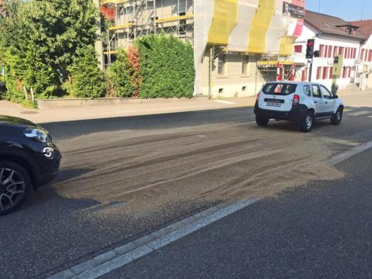 Winterthur: Traktor verliert 300 Kilo Getreide