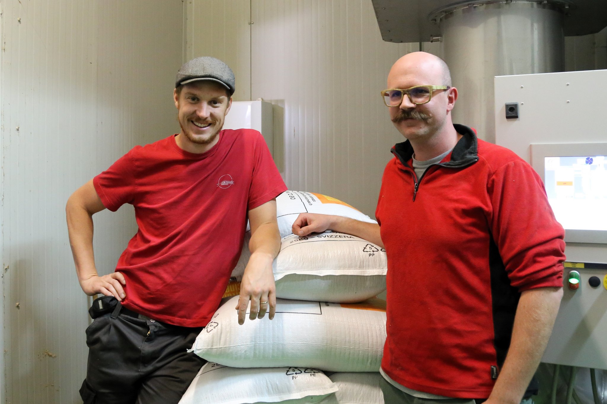 Vom Feld in die Flasche: Das Tessiner Biomalz aus Cadenazzo