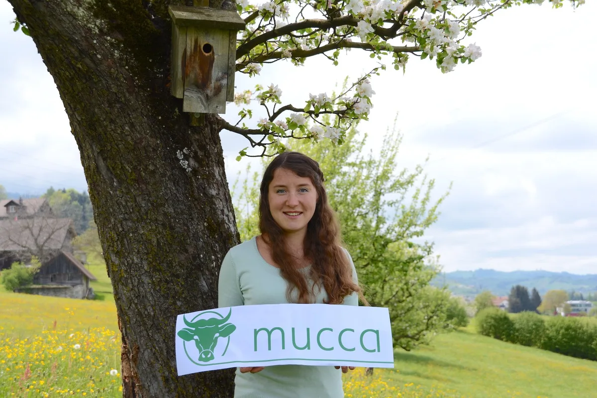 7c44f85ca415d588568517a410befbaaf9bc749a Lara Steiner will die Kunden zu den Bauern wie auch die Landwirte näher zueinander bringen. Die Internetplattform «Mucca» bietet Platz für alle und der Konsument findet alles auf einen Blick. (Bild ag)