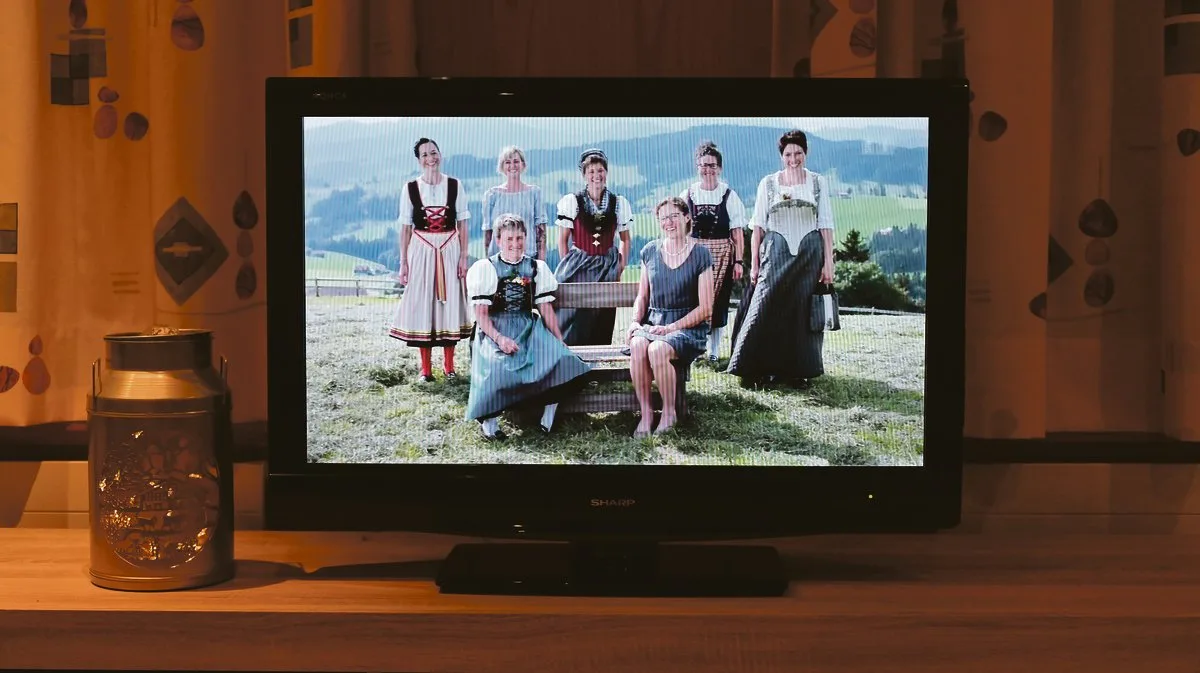 78f13f8ff1927692b3f79965247a5b37681b5675 Die Mischung aus Leben und Kochen der Sendung Landfrauenküche macht den Reiz aus. Und natürlich eine Portion Gwunger, wie es denn bei anderen zuhause zu und her geht. (Bild aw)