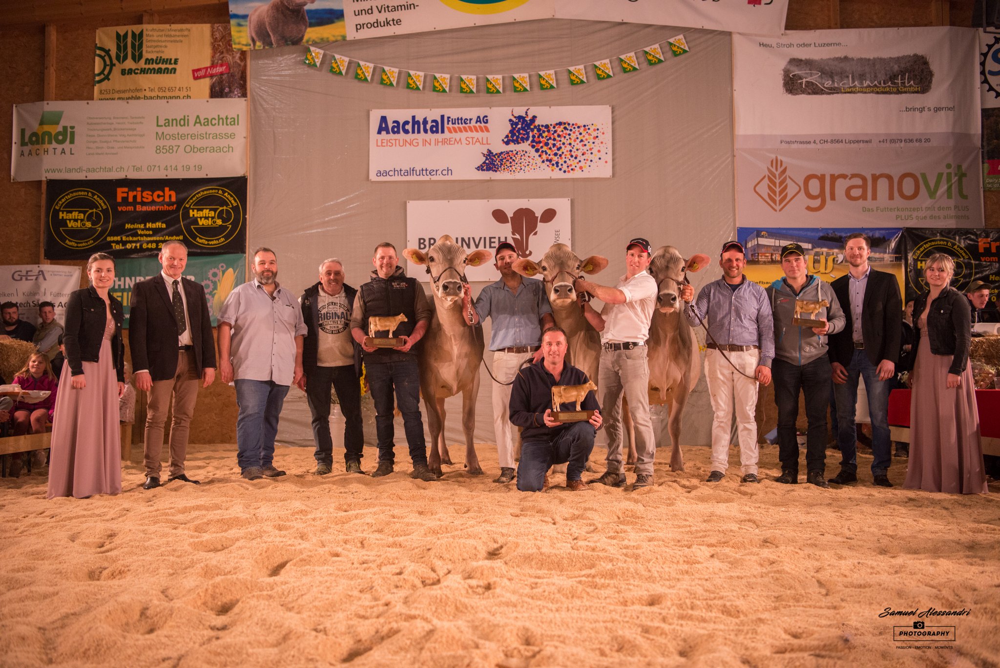 Holzhof's Bender Valencia gewinnt die 22. Top Show