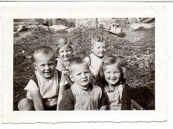 Das wohl letzte Bild meiner 4-jährigen Schwester