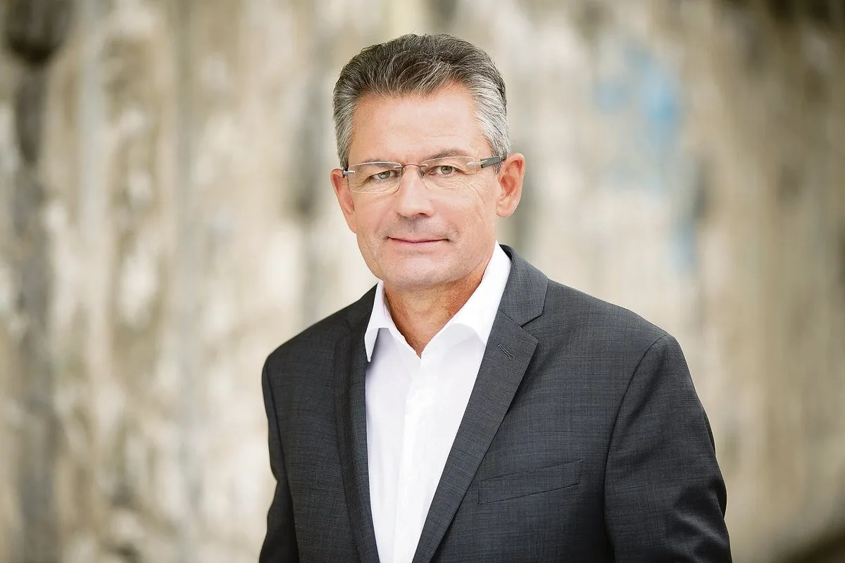 d7f79773eed4f735546ca527e5064fe26080d536 Pierre-André Pittet bekräftigt das Ziel der SMP, den Standard für nachhaltige Milch flächendeckend einzuführen.(Bild zVg)