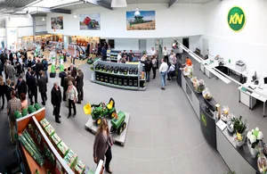 Der Standort in Wölfersheim wird von Robert Aebi Landtechnik GmbH übernommen. (Bild Gemeinde Wölfersheim)