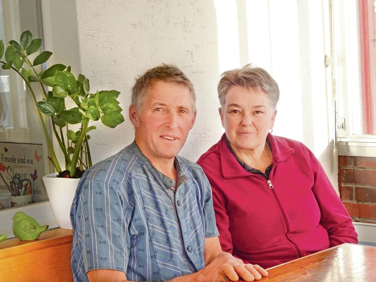 a35c29befbaf31c3be9782aa693337e4d0b2283b07e7611a6a6822ac86a24a2c 32 Jahre lang haben Martin und Martha Signer ihren Betrieb geführt. Für sie war klar, dass sie mit der Übergabe nicht bis ins Pensionsalter warten wollen.