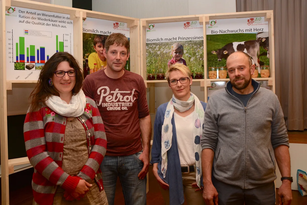 3c93c582d59735c9bbd43e47d38bd36efbe3a58f (V. l. n. r.) Madeleine Michel, Beat Ming und Silvia Waser stehen Präsident Willi Ambauen als neue Vorstandsmitglieder zur Seite. (Bilder Andrea Gysin)