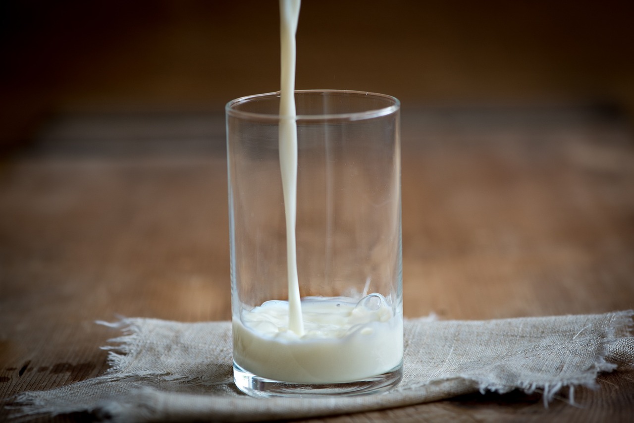 Die Produzenten- und Konsumentenpreise für Milch waren selten so hoch wie im Jahr 2022