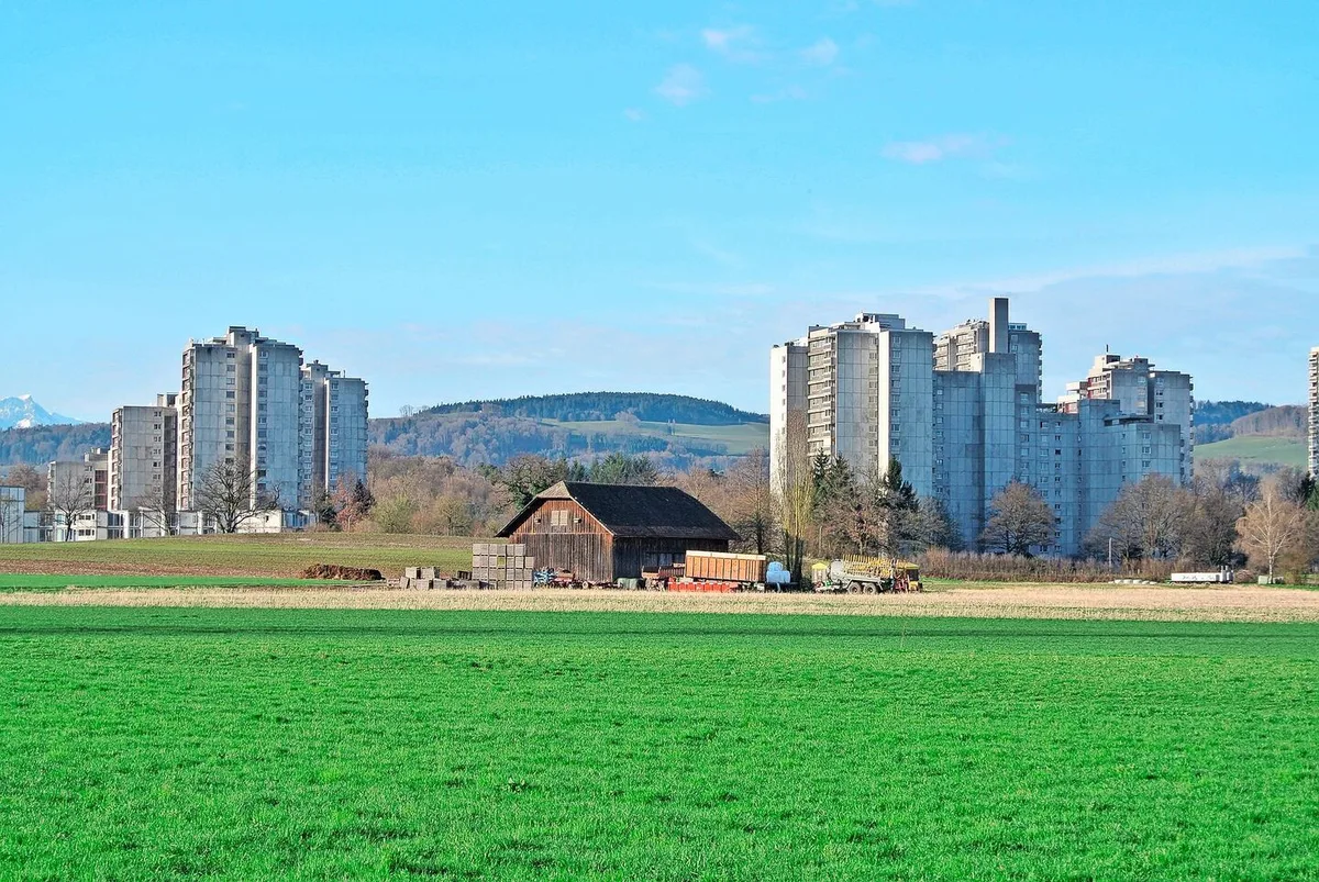 2f0bd91b1fed9d9c1e00ecdb4636820f8a0212e72fd490a166834a5620dd4dfe Landwirtschaft in der wachsenden «Grossstadt Schweiz»: Nun schaltet sich auch PwC in die Diskussion ein.