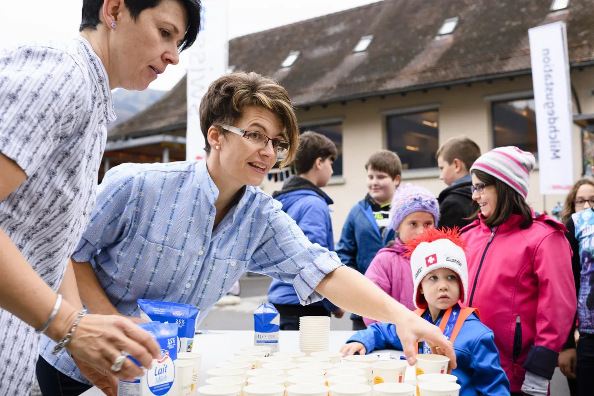 bz-forum2-44-analyse-jw «Tag der Pausenmilch» sorgt bei Tierschutzorganisationen für Empörung