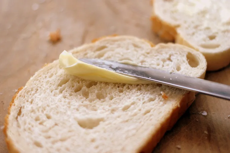 d652f5f28a3a996d4fc8262c77903d41403a5b93 Nur die Kochbutter in der Migros enthalte importierte Butter, alle anderen Butterprodukte basieren auf Schweizer Rohstoff, schreibt die Migros. (Symbolbild, Pixabay)
