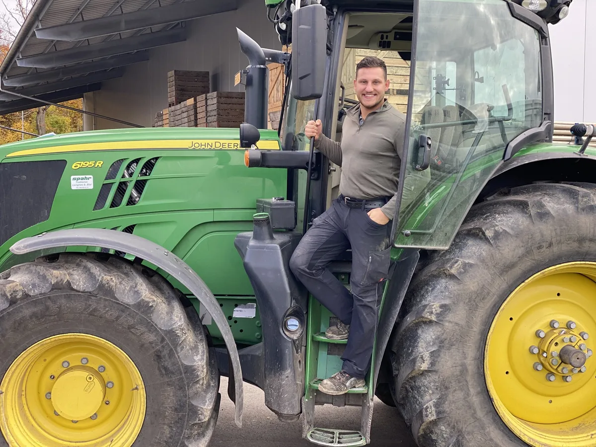 lario_kramer_schwinger_john_deere Schwinger Lario Kramer ist Gemüsegärtner: «Ich bin eher offensiv»