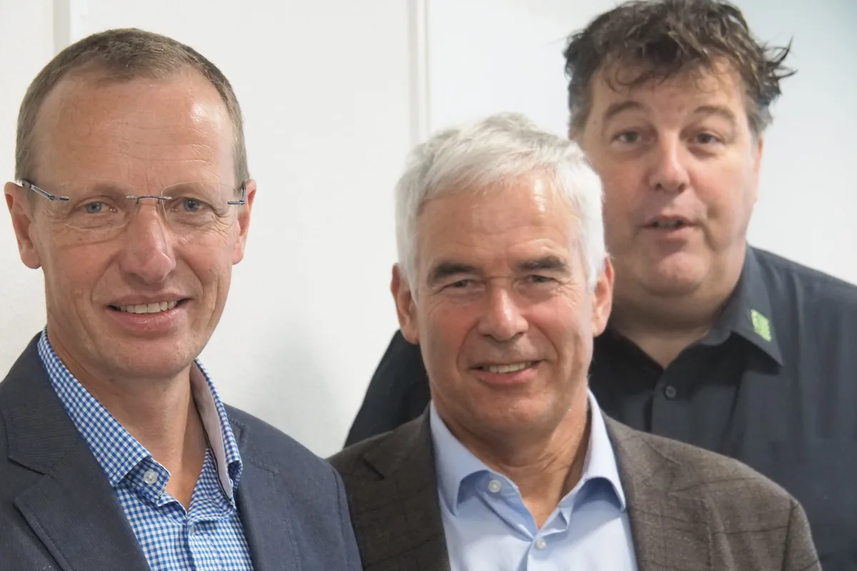 96adf39f70bea9a01cefaccc097304cd85e2afae Andreas Buri, Vizepräsident ZBV / Hans Frei, Präsident ZBV / Ferdi Hodel, ZBV-Geschäftsführer (Bild Christian Weber)