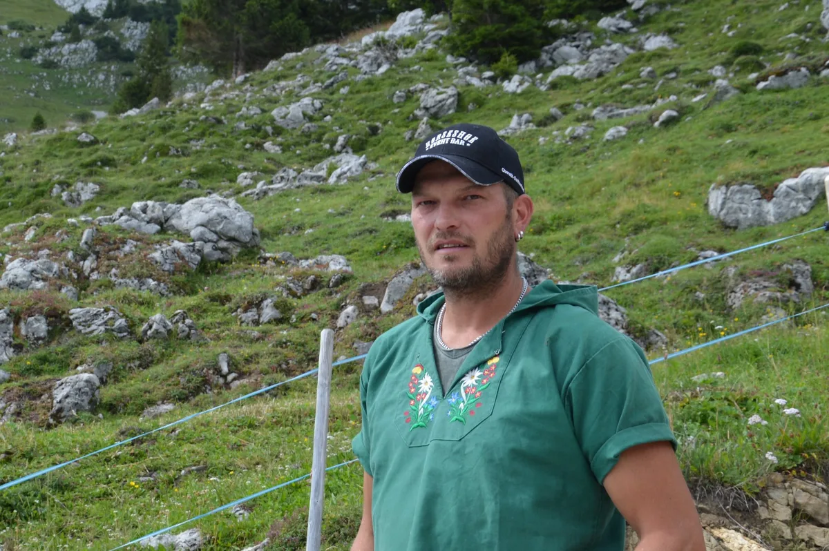 a6bfd234810007849929ee80936006d9a2ae8c92 Andreas Gmür ist es ein Anliegen, möglichst gute Milch zu produzieren. (Bilder Barbara Schirmer)