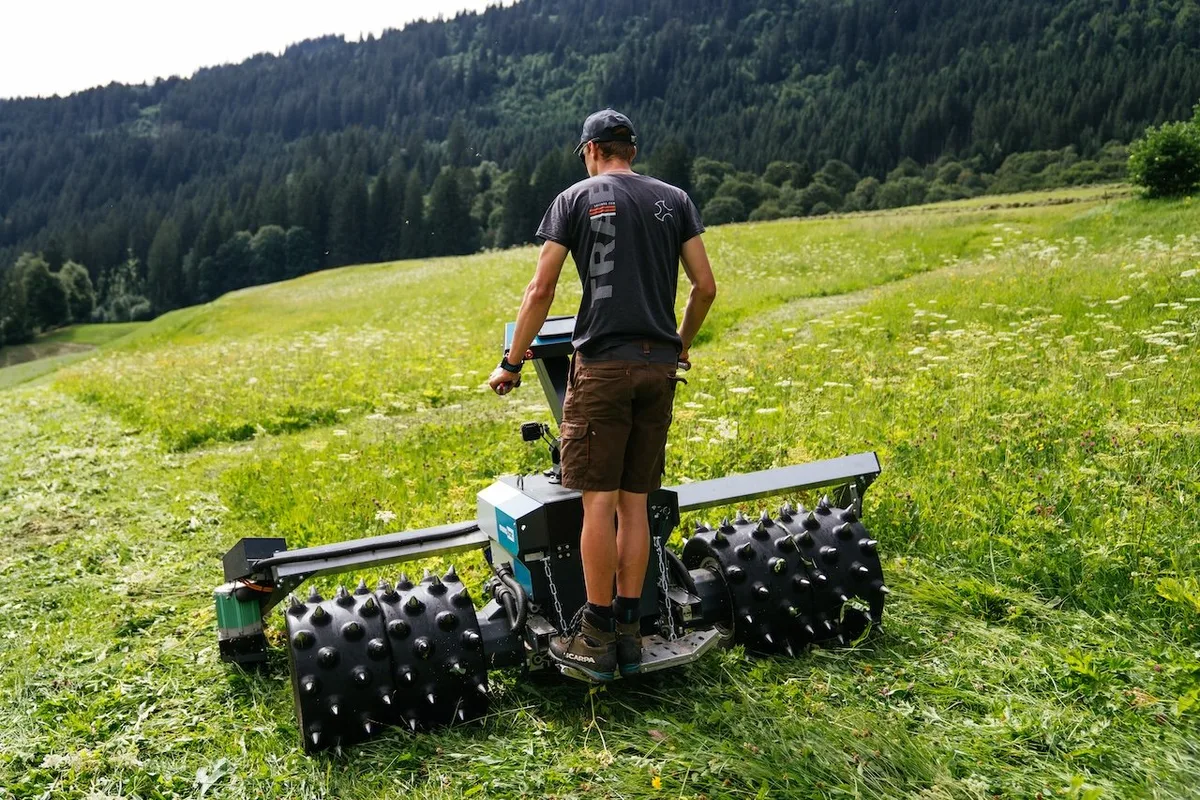Monotrac_arno2 Elektrischer Einachser in der Bergzone: «Die Leistung ist genial»