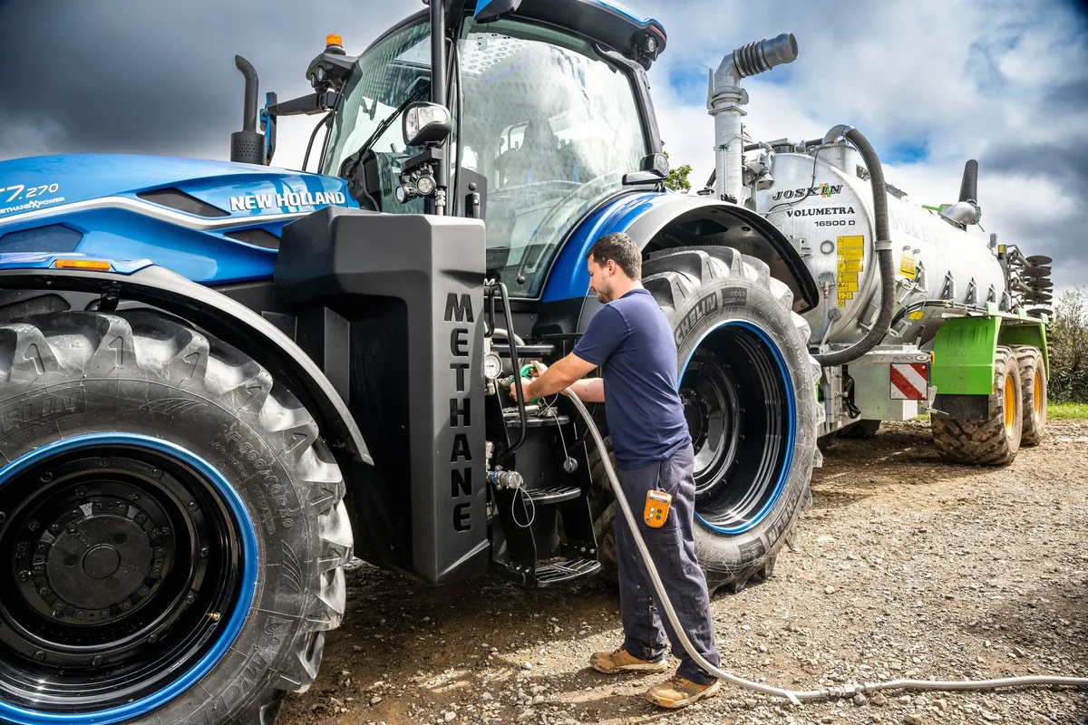 New_Holland_zVg Alternative Antriebe werden vielfältiger und praxistauglicher, doch die Einsatzmöglichkeiten sind begrenzt