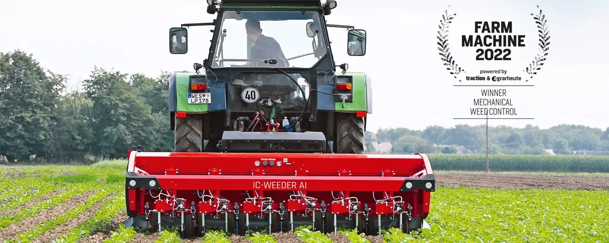 opener_steketee_ic_weeder Der Steketee IC-Weeder AI ist die Farm Machine 2022 in der Kategorie Mechanische Unkrautbekämpfung