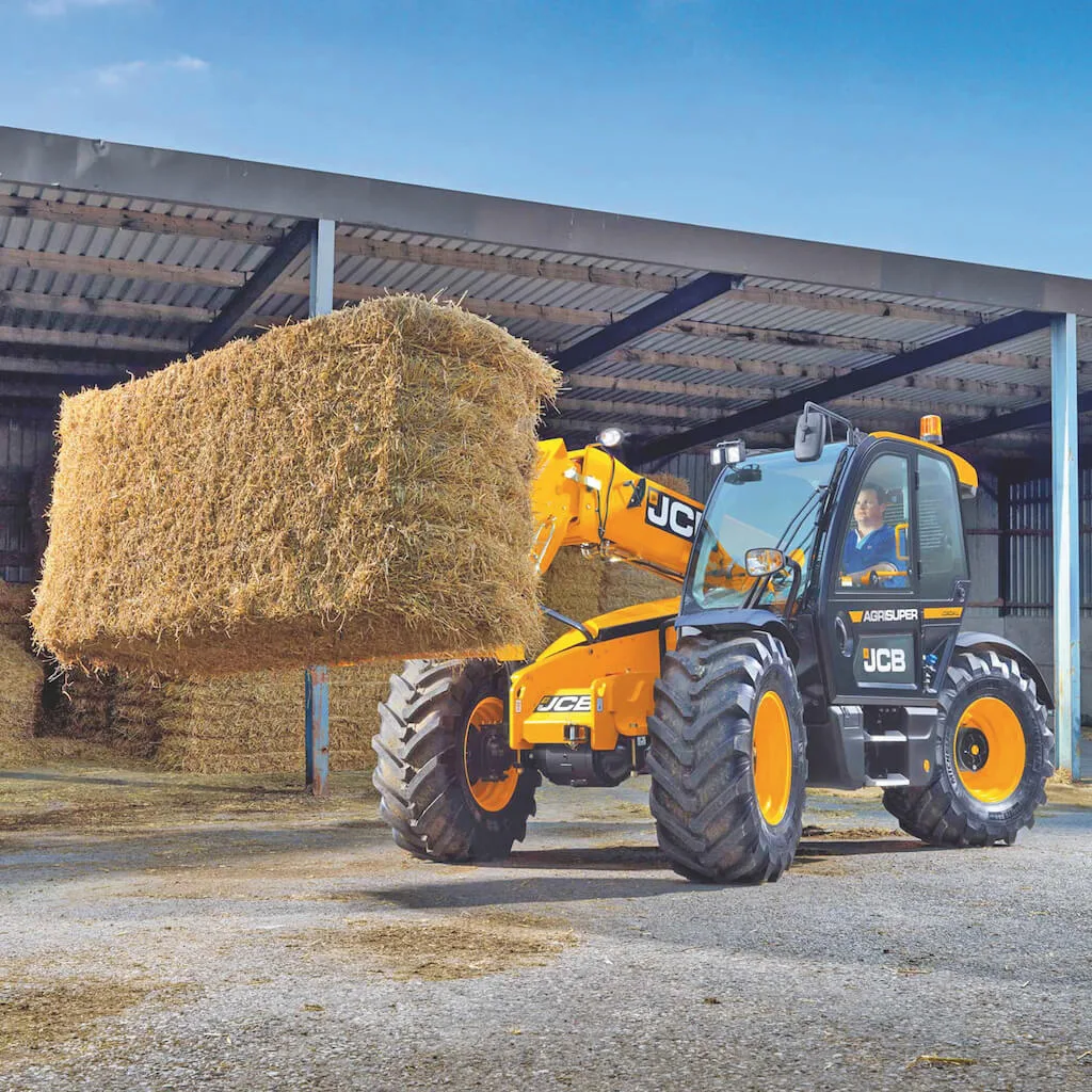 71f87f793c7c0dfd490c3398d67d12e6d3376ae9 Die neue Teleskoplader-Serie von JCB verfügt über eine leisere Kabine mit einer verbesserten Übersicht. Bild: zVg