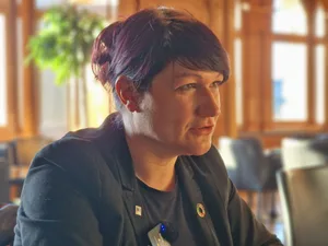 Christine Badertscher hat die Wiederwahl nach einer Zitterpartie geschafft.