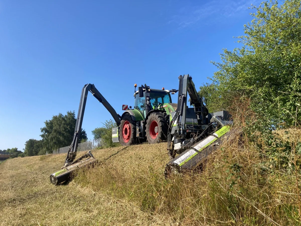 Greentec-Spider-1 Neuer Auslege-Arm für Böschungsmäher mit Preis ausgezeichnet