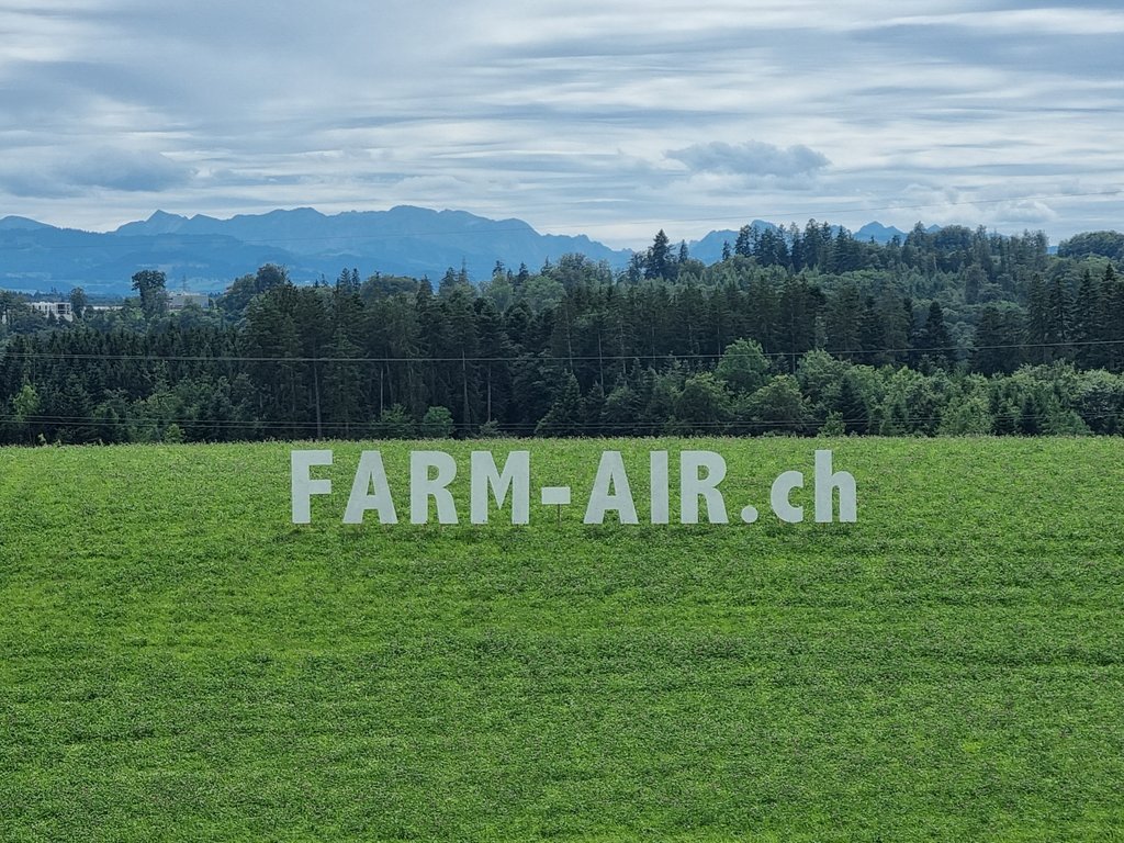 Bald fahren hier die Traktoren zum ersten Kinoerlebnis dieser Art vor