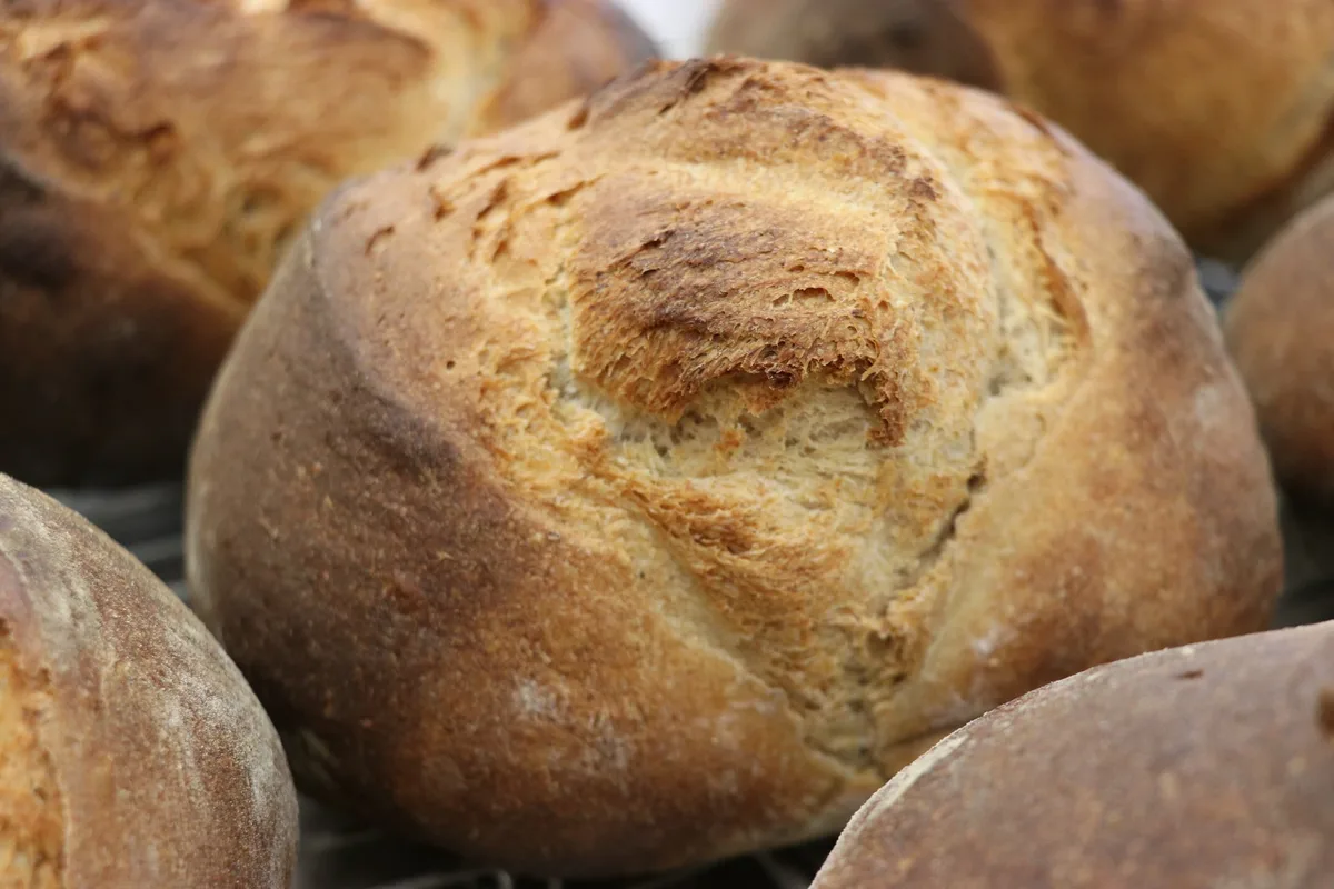 Holzofenbrot Über eine Milliarde Franken im 2021 für unser tägliches Brot