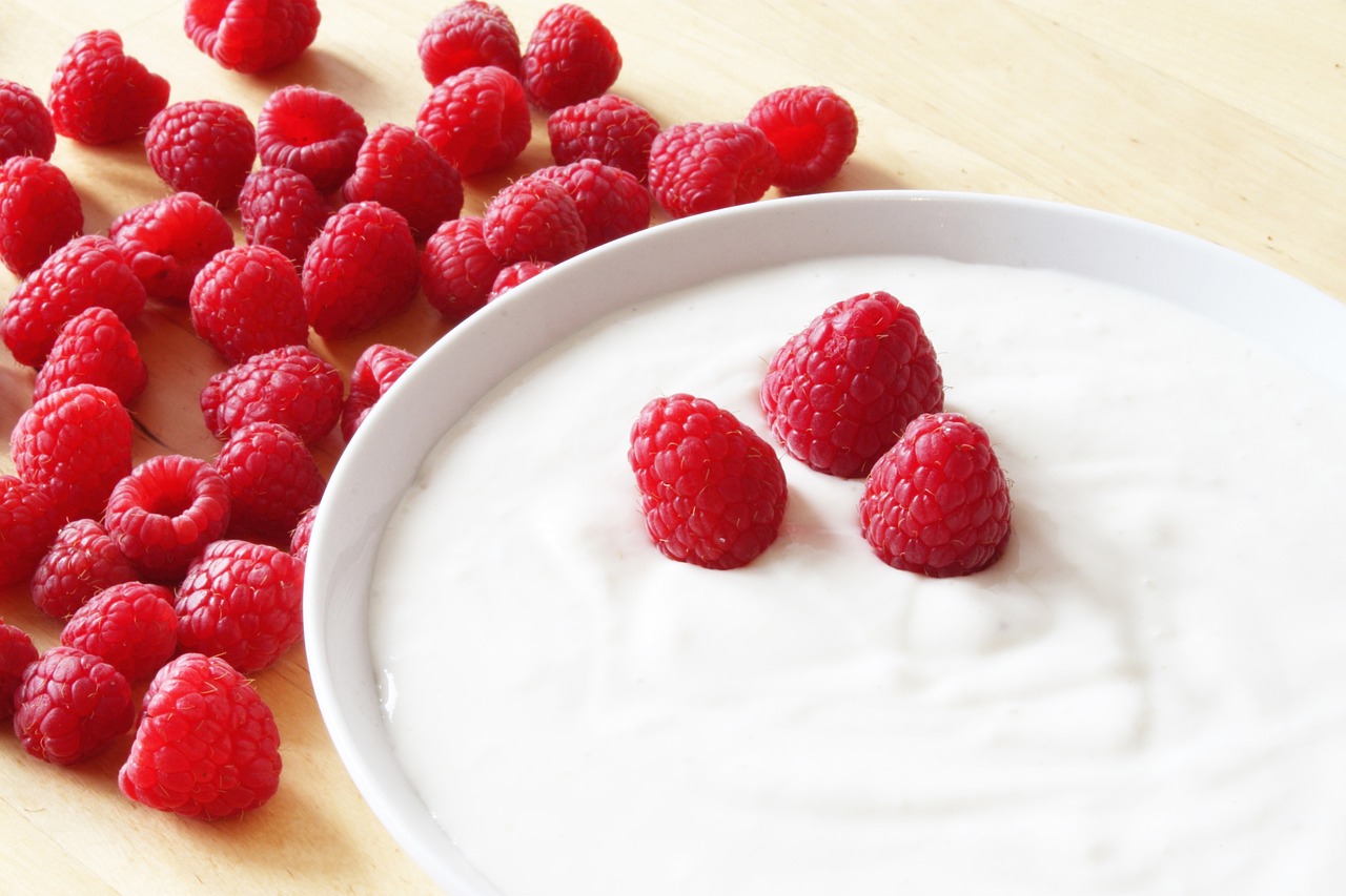 Rohmilch-Joghurt ist sicher – wenn die Milchqualität stimmt