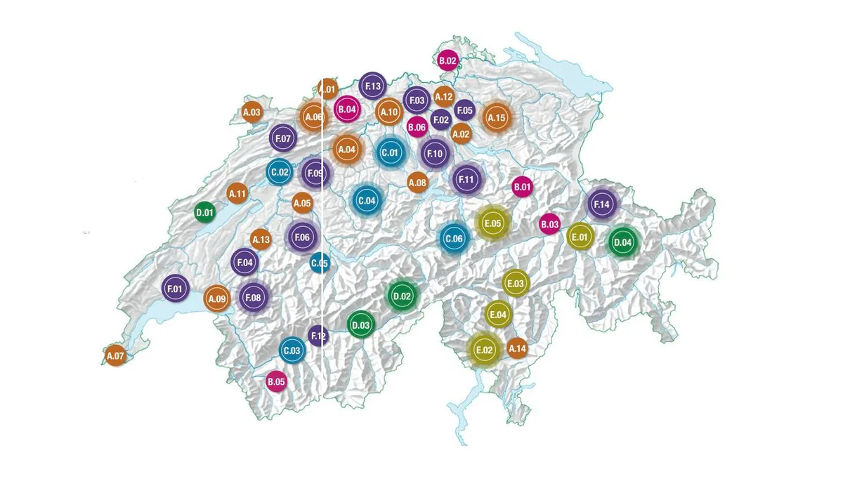 1498279f9bc6db10d484d5c88a627fbd1f6460c8 Die Klimawandel-Karte zeigt die land- und forstwirtschaftlichen Projekte in pinker und grüner Farbe. (Bild Bafu)