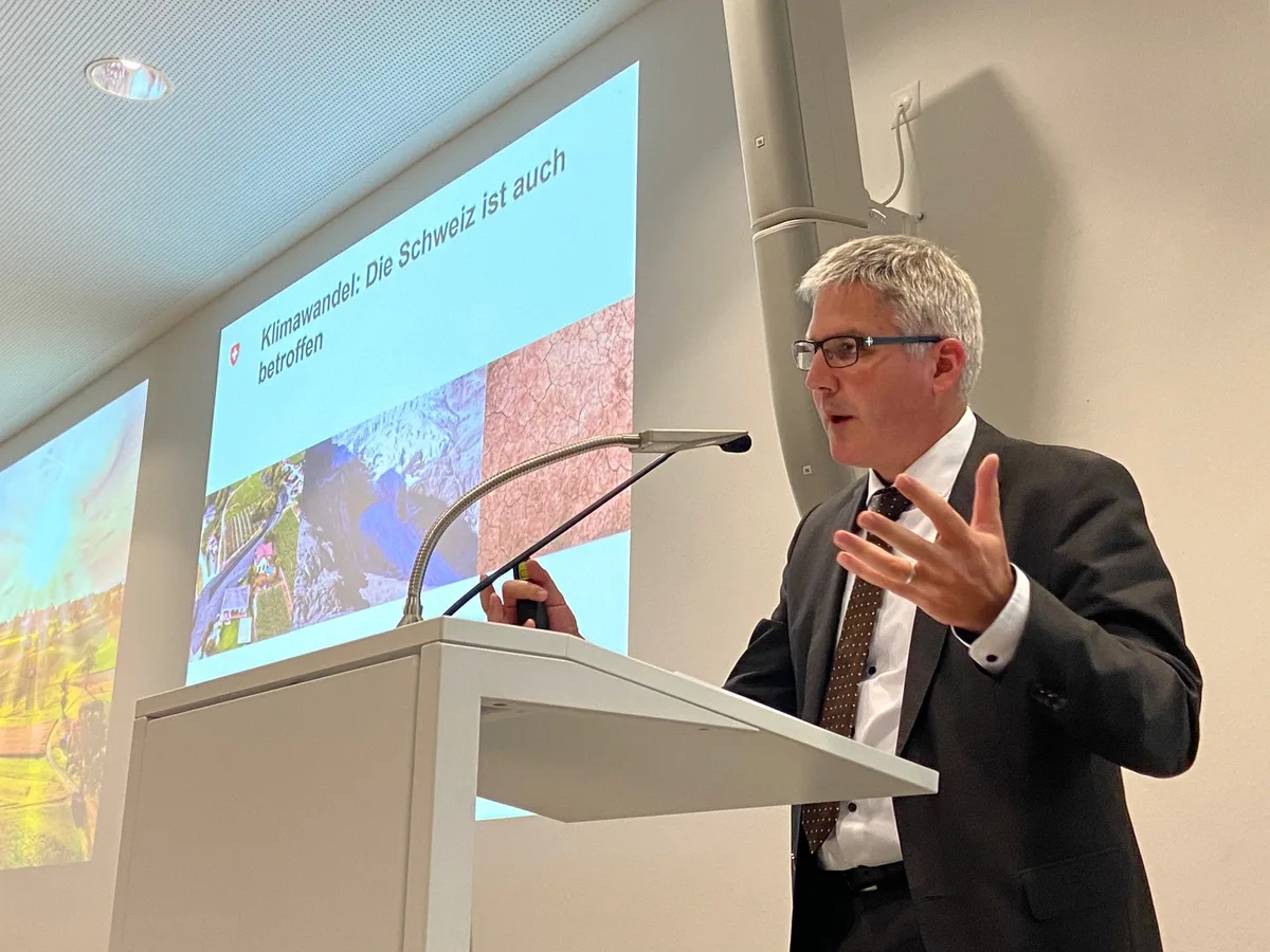 55e55be724d13e6261e9f3ffa1cc001362bd8f0a «Ich stecke mitten in einem interessanten politischen Prozess», sagte BLW-Direktor Christian Hofer. (Bild akr)