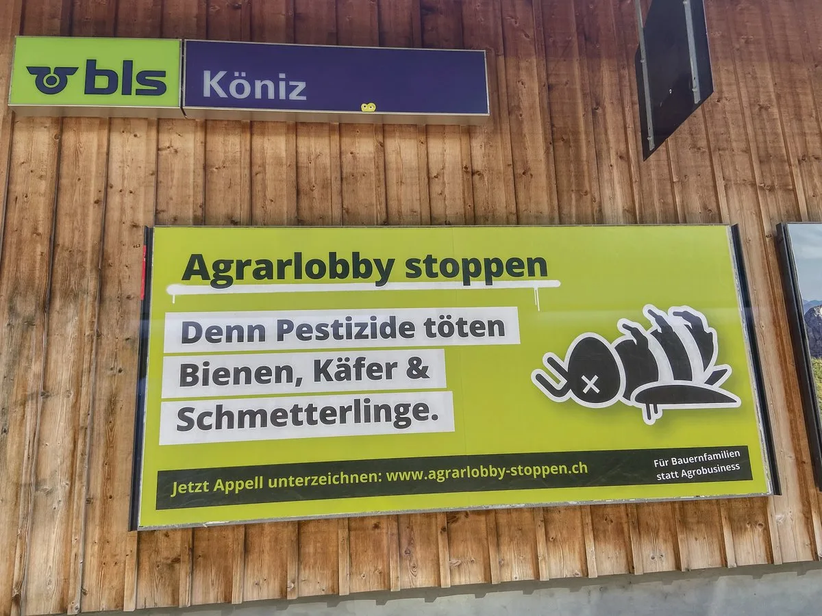 23a7547763141fb54ad9d56790df290efbe3b5ac Aggressiv und breitflächig greift die Umweltlobby die Agrarlobby an. Dies sorgt für Spannungen in der Agrarallianz, wo sowohl bäuerliche wie Umwelt-Organisationen zusammenarbeiten.(Bild akr)