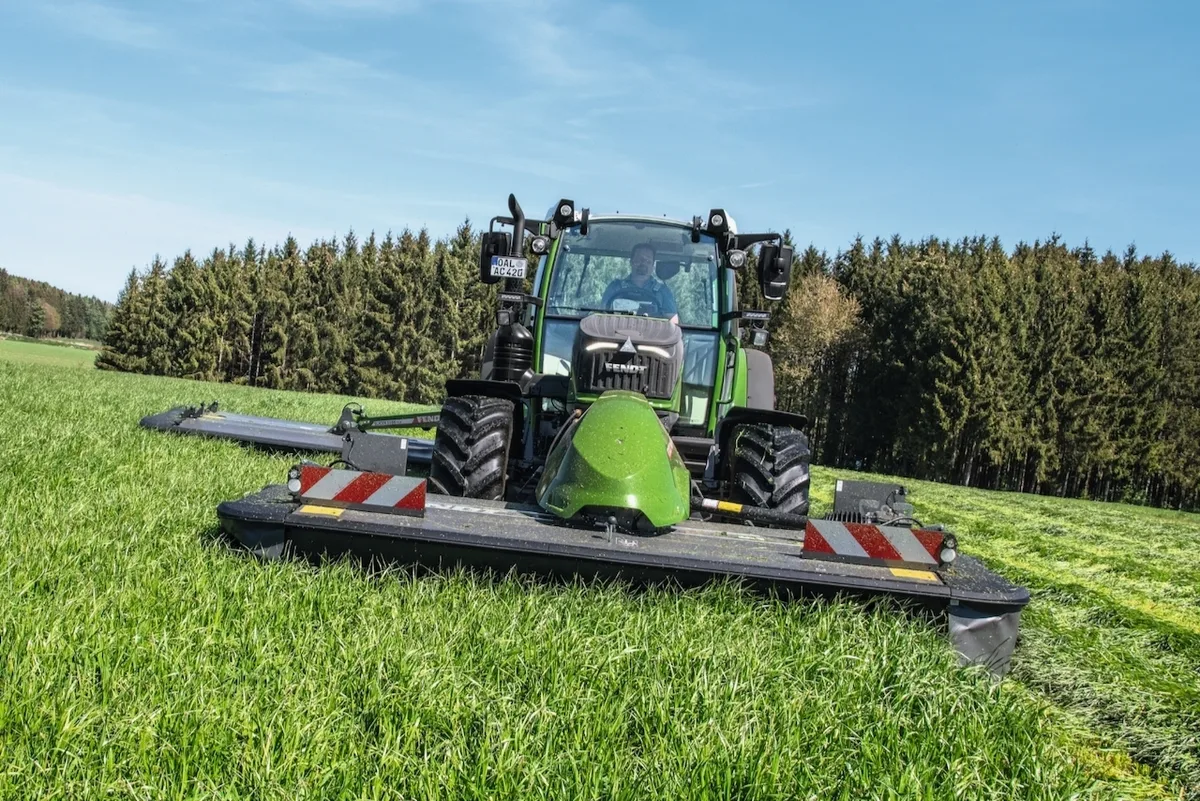Das neue Frontmähwerk Fendt Slicer 310. (Bild: zVg)