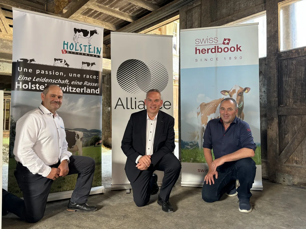HansAebischer-MichelGeinoz-MarkusGerber Michel Geinoz wird neuer Swissherdbook-Direktor