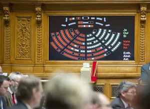 Welches Ergebnis diese Wand in der heutigen Abstimmung des Nationalrats zeigen wird, hat für die Landwirtschaft in der Schweiz eine grosse Bedeutung. (Bild Parlamnentsdienste, 3003 Bern)