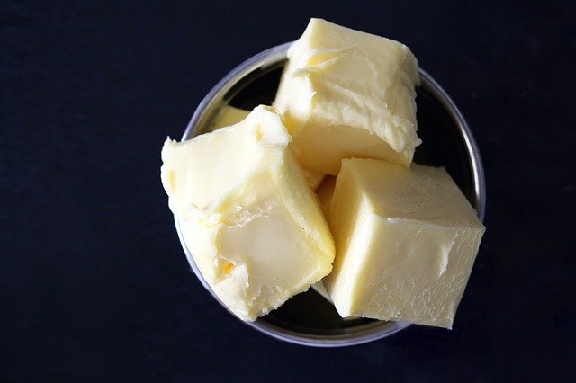 Die gesunde Marktlage solle jetzt genutzt werden, um die ausbezahlten Milchpreise auf das Niveau der Richtpreise der BO Milch anzuheben, so die SMP. (Symbolbild Pixabay)