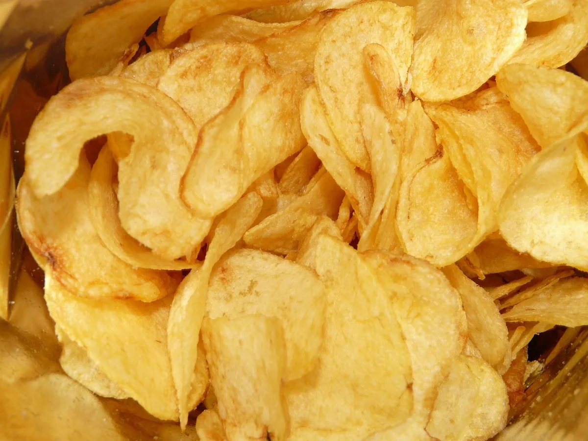 Pommeschips-Pixabay-Hans Fleckige Chips – droht wegen eines Schädlings bald Kartoffel-Frust?