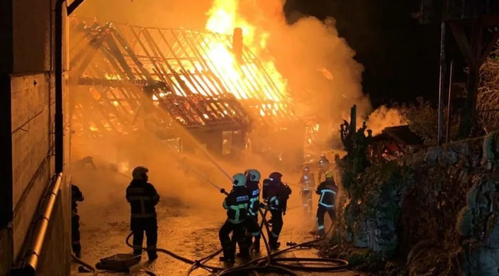 52a2d77d49956af026b41f7f20e0a564c5e52fc4 Hat ein Versicherungskunde das Schadenereignis grobfahrlässig verschuldet, wird die Entschädigung oft empfindlich gekürzt. (Symbolbild Kapo LU)