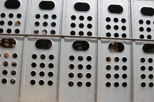 Die Bedingungen beim Tiertransport sollen verbessert werden. Bis dahin wird ein Moratorium gefordert. (Bild Pixabay)