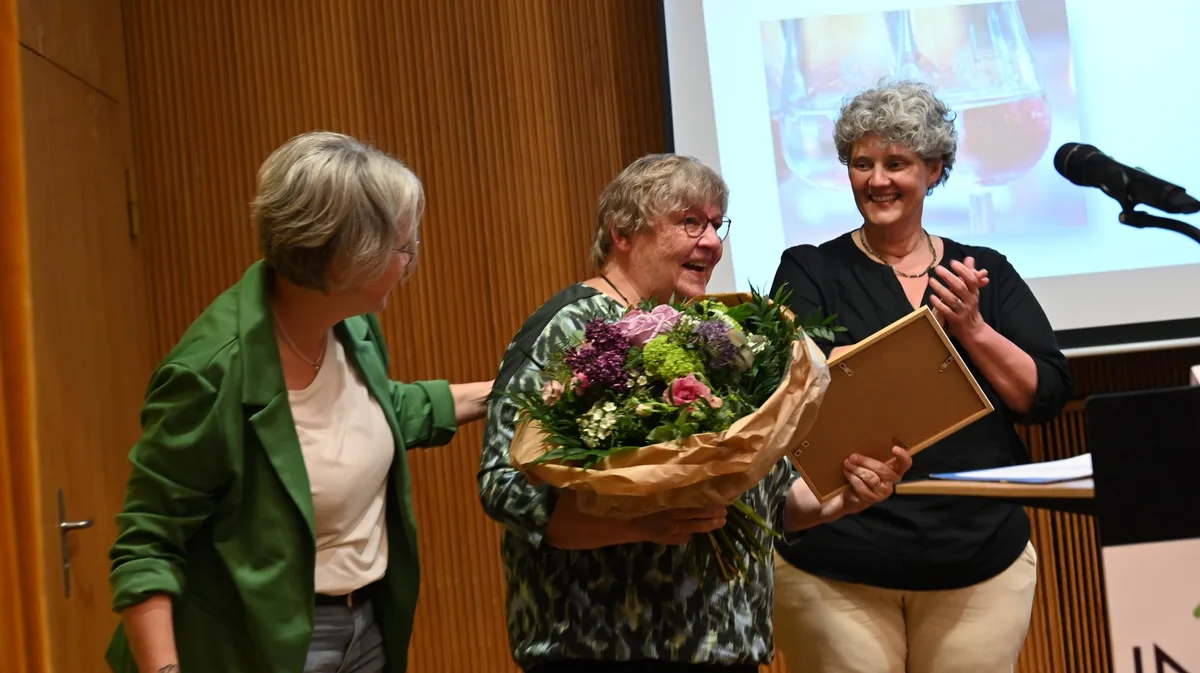 Barbara_1 Barbara Heiniger wird die Ehrenmitgliedschaft verliehen