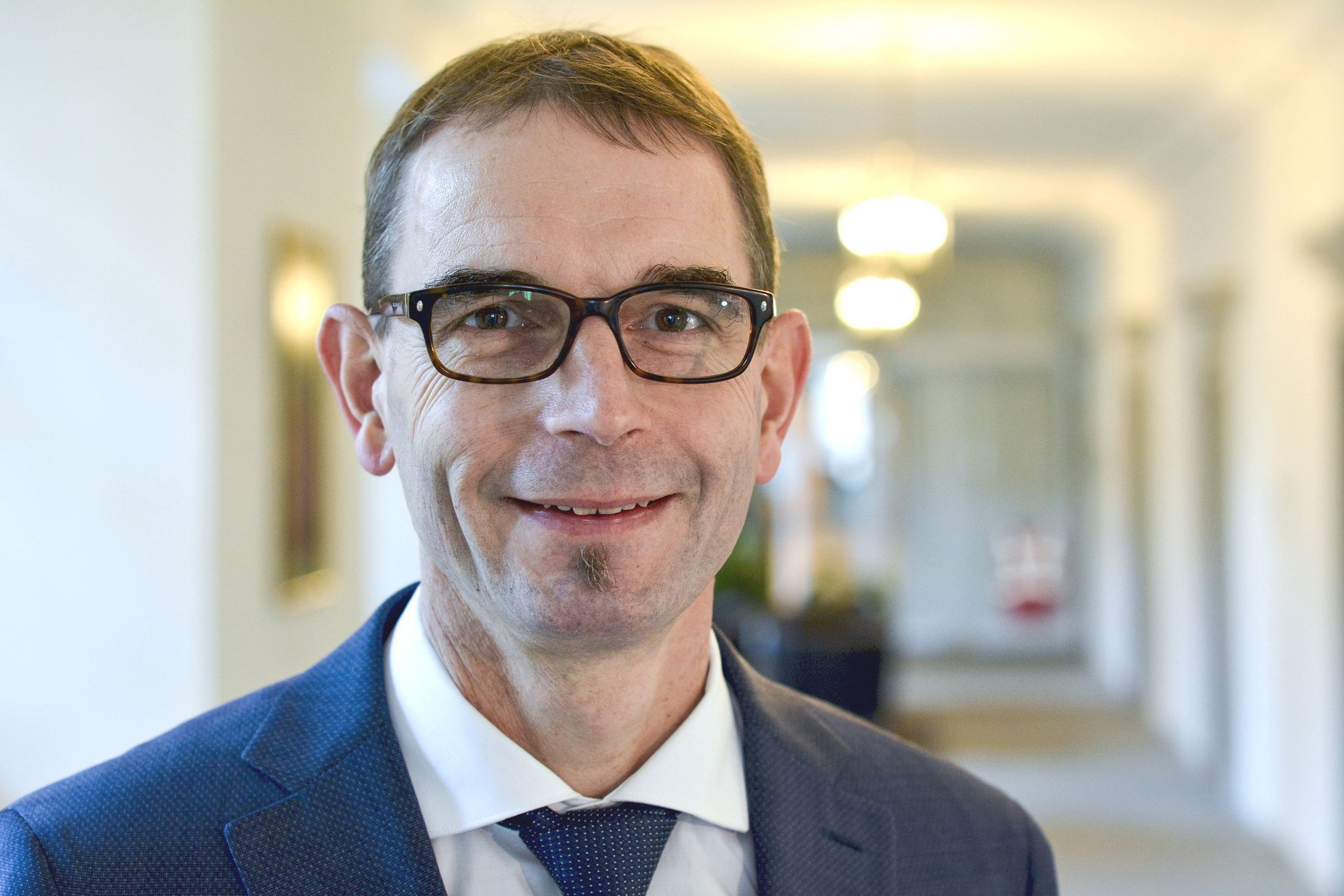 Der neue Lawa-Leiter Hans Dieter Hess ist verheiratet, Vater von drei Kindern und wohnt derzeit mit seiner Familie in Schmitten (FR).