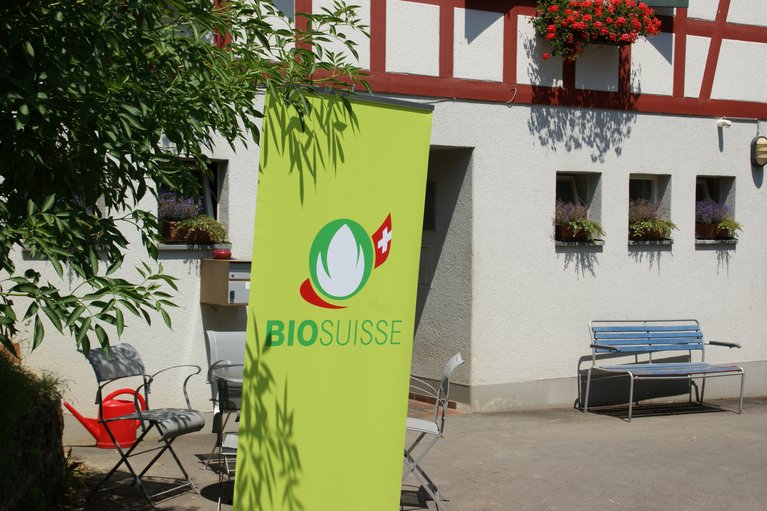 Die Knospe soll verwenden dürfen, wer sich für den Bio-Landbau einsetzt. (Bild lid/ji)