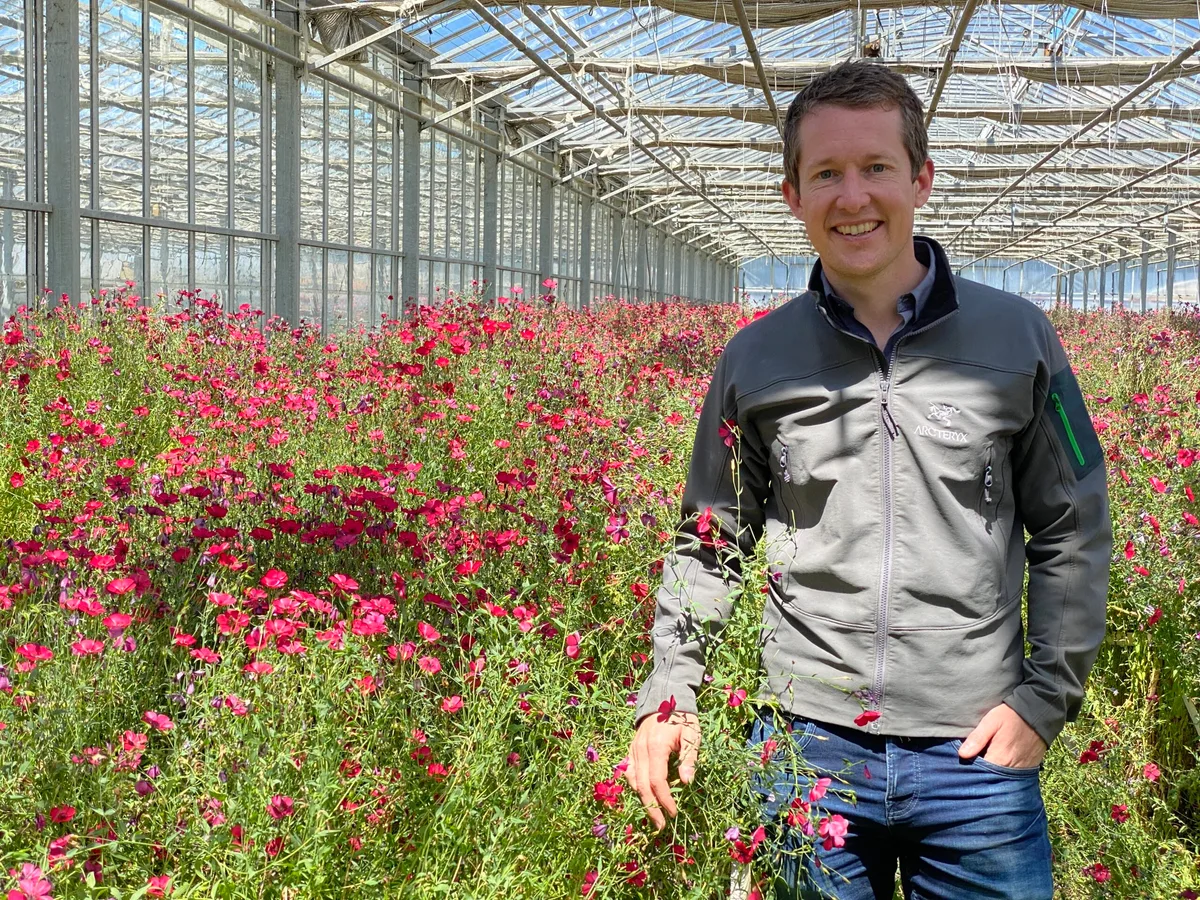 2dfa2d8bf0e631ec6fa7e0faa0a5af18d9d54a70 Tulipan Zollinger stellt nachhaltige Naturkosmetik her. Aus den pflanzlichen Abfällen, die nach der Produktion des Bio-Saatguts normalerweise auf dem Kompost landen würden, entstehen nun Hand-, Gesichts- und Haarpflegeprodukte. (Bild Katrin Erfurt)