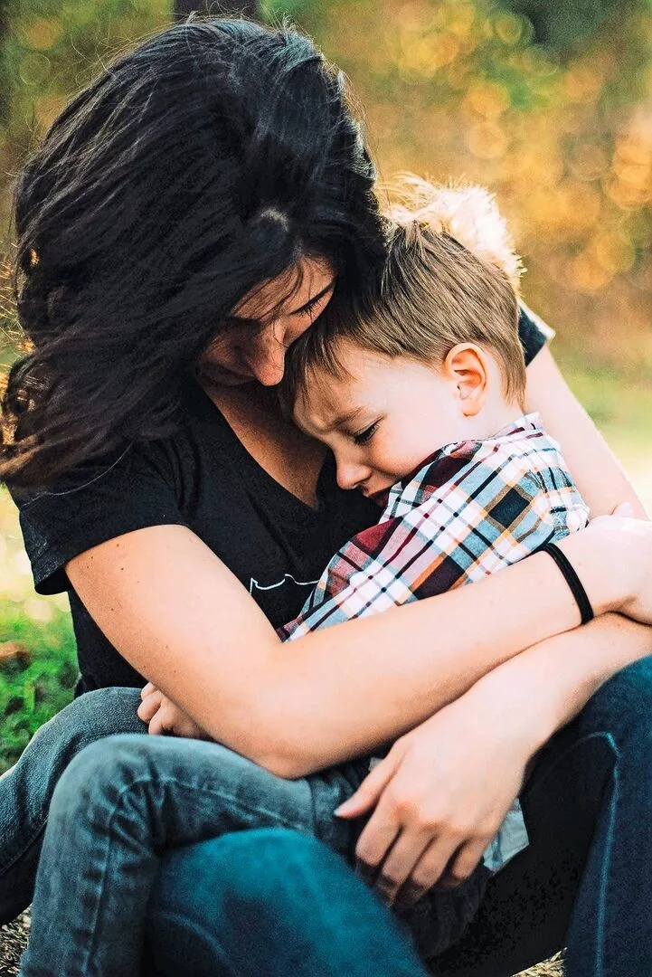 7eb5945f959b75a950d87b0c9f436ff184cfb9273248022e9aca98e5fc906035 Manche Kinder gehen nach einem Wutanfall auf die Eltern zu, weil der «Liebestank» ins Minus geraten ist.