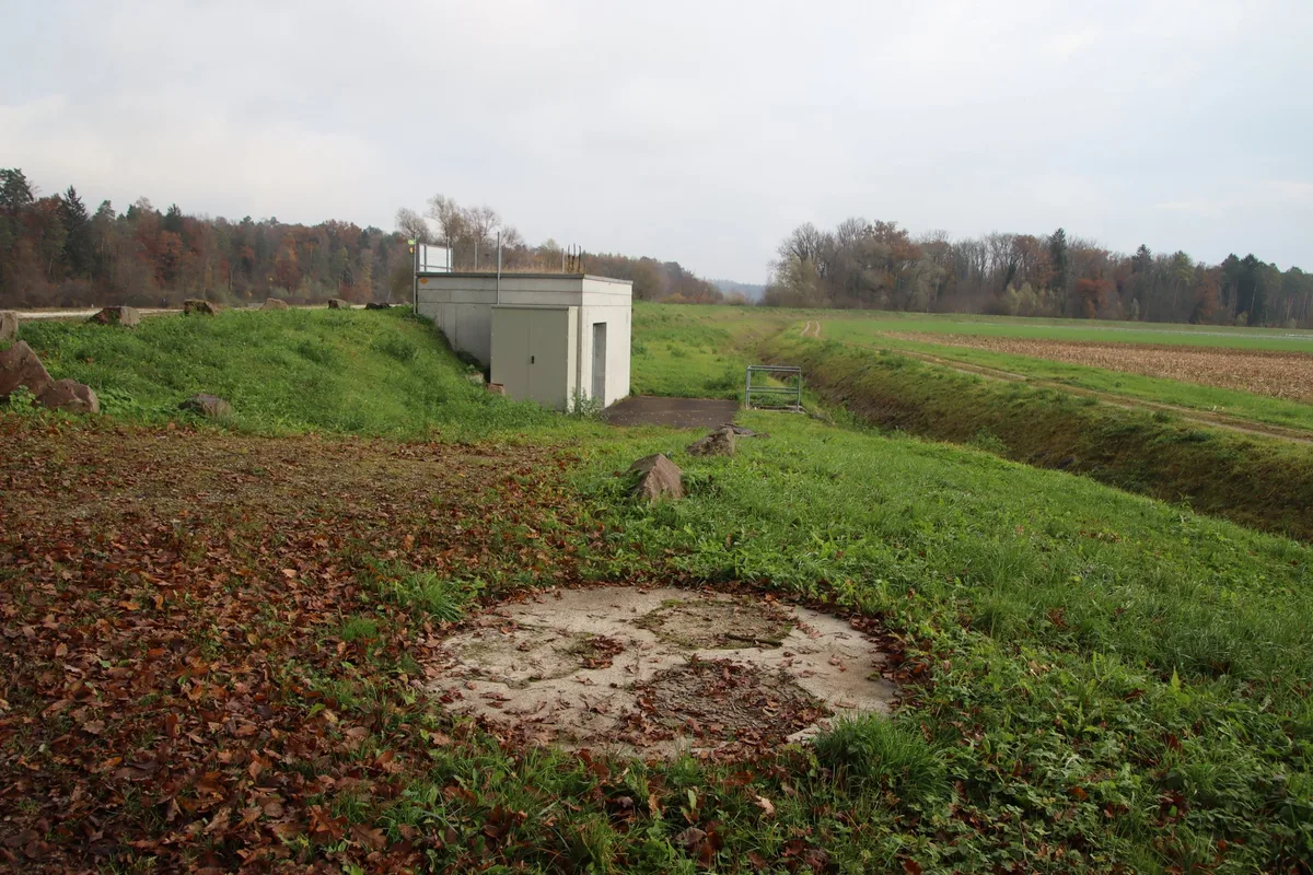 pumpwerk_flaach Bewässerungswerk im Zürcher Flaacherfeld wird der Landwirtschaft übergeben