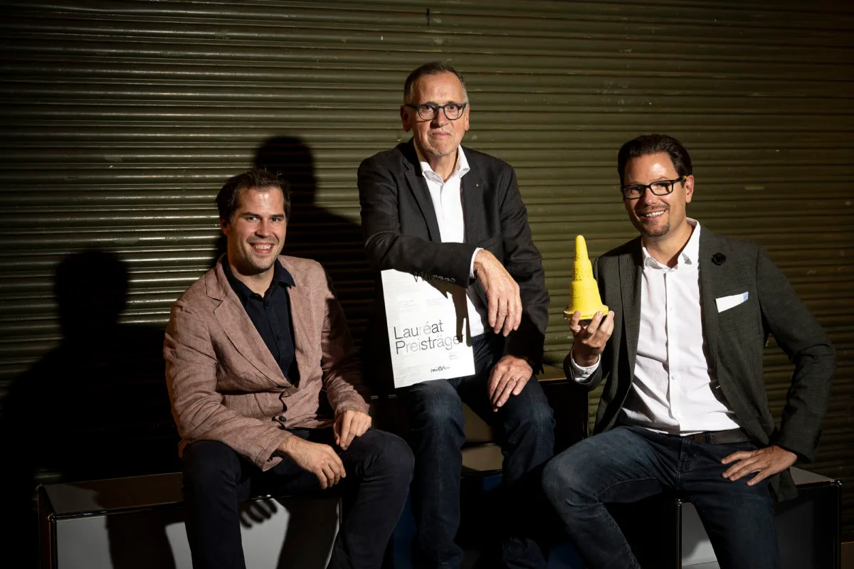 a61c3713fe7f9f7dce789ff1938c1ef8199e256c Die Preisträger (v.l.n.r.) Dominik Füglistaller, Hans Haslebacher und Marcel Meister von SwissFlax. (Bild zVg)
