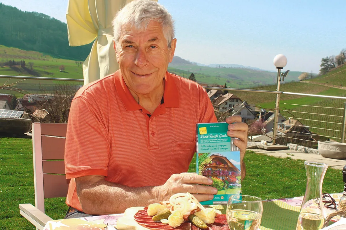 Der «Land-Beizli-Guide» von Richi Spillmann beschreibt 1225 Restaurants auf dem Land. Bild: zVg