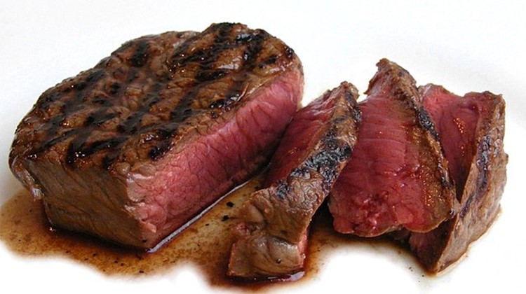 Ein gutes Stück Fleisch: Die nächste Generation macht den Verkauf nicht einfacher. (Bild Archiv)