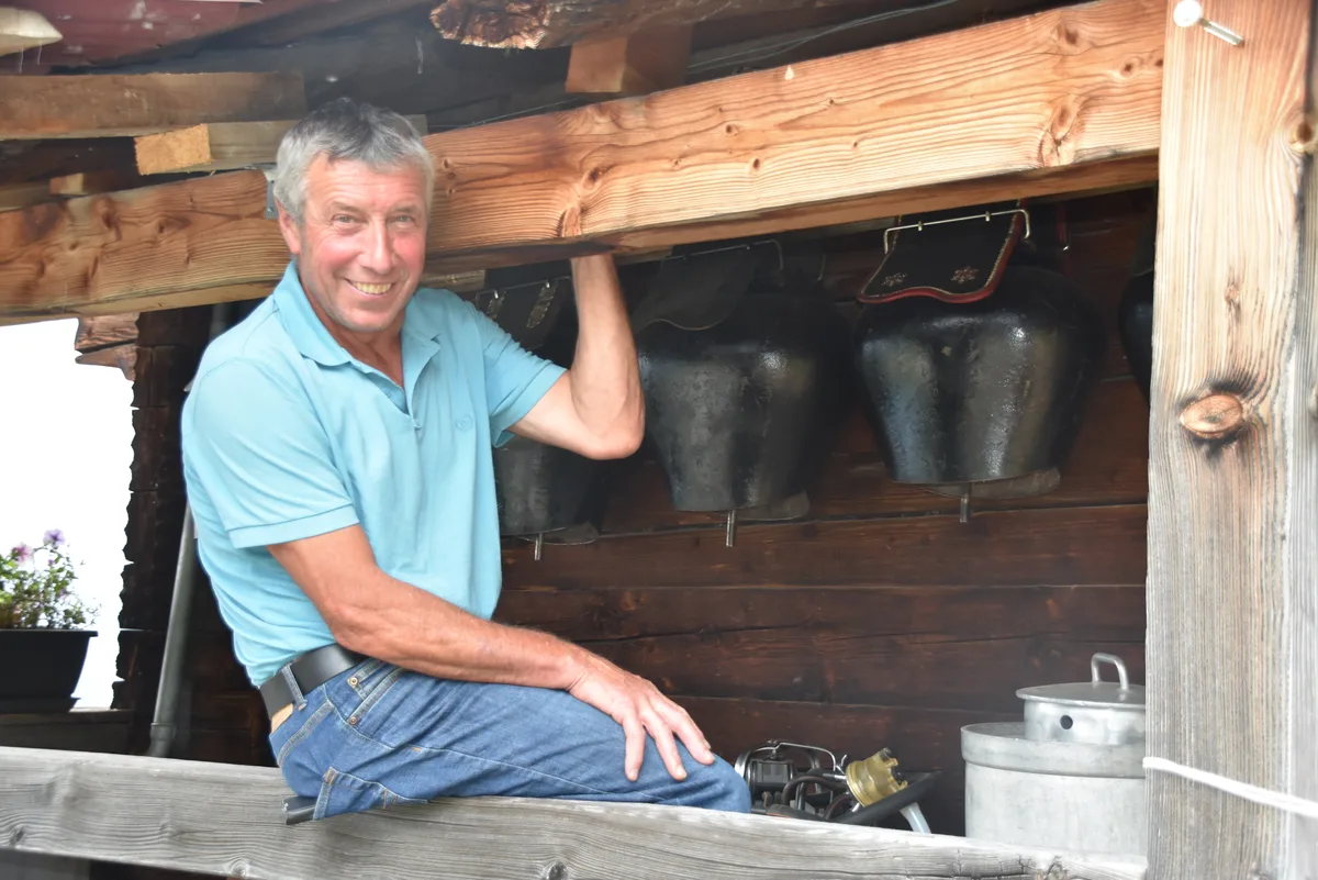 DSC_0021.JPG Helmut Matti auf dem Vorberg in der Nähe bei Gstaad BE. Der leidenschaftliche Züchter setzte sich 30 Jahre lang zum Wohle der Viehzucht ein.