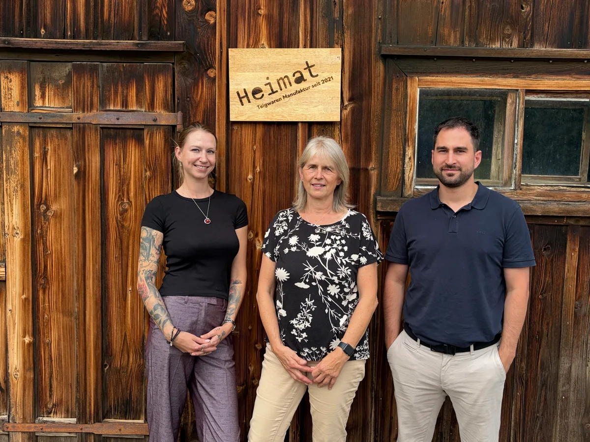 FamilieMöller Hinter den Heimat-Teigwaren steht ein Familienteam: Tochter Christina Möller, Mutter Brigitte Möller und Sohn Pascal Möller.