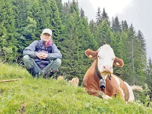Alexa Albrecht war früher als Kaufmännische Angestellte in der Tourismusbranche tätig. Heute kann sie sich nicht mehr vorstellen, jemals etwas anderes zu tun, als im Sommer z Alp zu gehen.